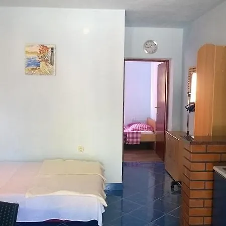 Apartment Plavi *